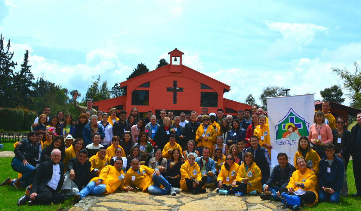 Periodistas Colombianos Aceptan Invitación A Vivir El Apostolado De La Oreja