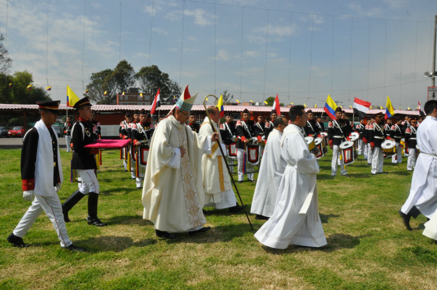 41 Años Del Colegio Militar Simón Bolívar: “Jóvenes Tengan El Honor Y El Espíritu Del Militar Que Sirve A Sus Hermanos”: Monseñor Suescún