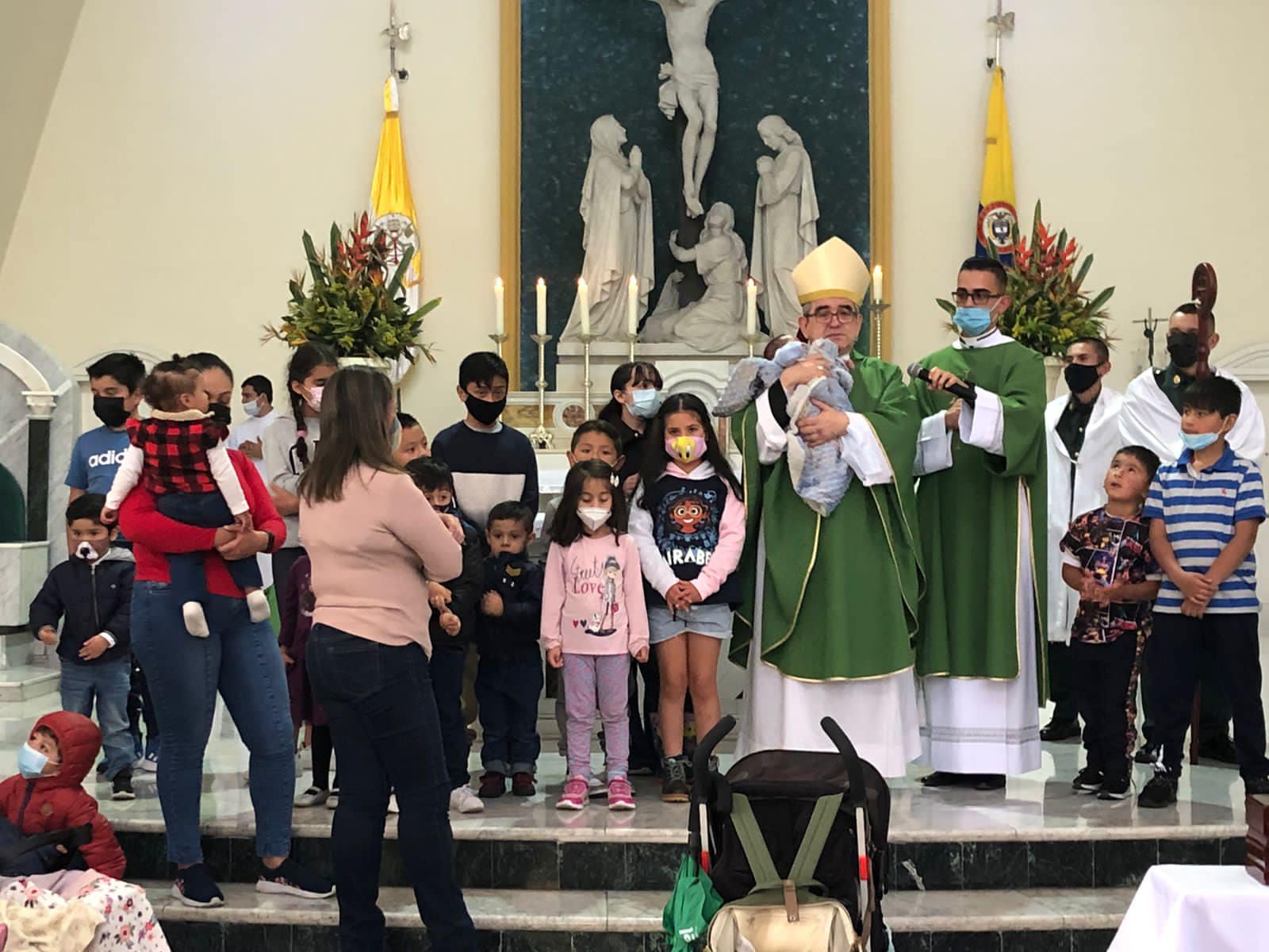 En El Marco De La Jornada Por La Vida, Promovida Por La Conferencia Episcopal De Colombia, Se Realizó La Santa Misa, En Nuestra Catedral Castrense Jesucristo Redentor